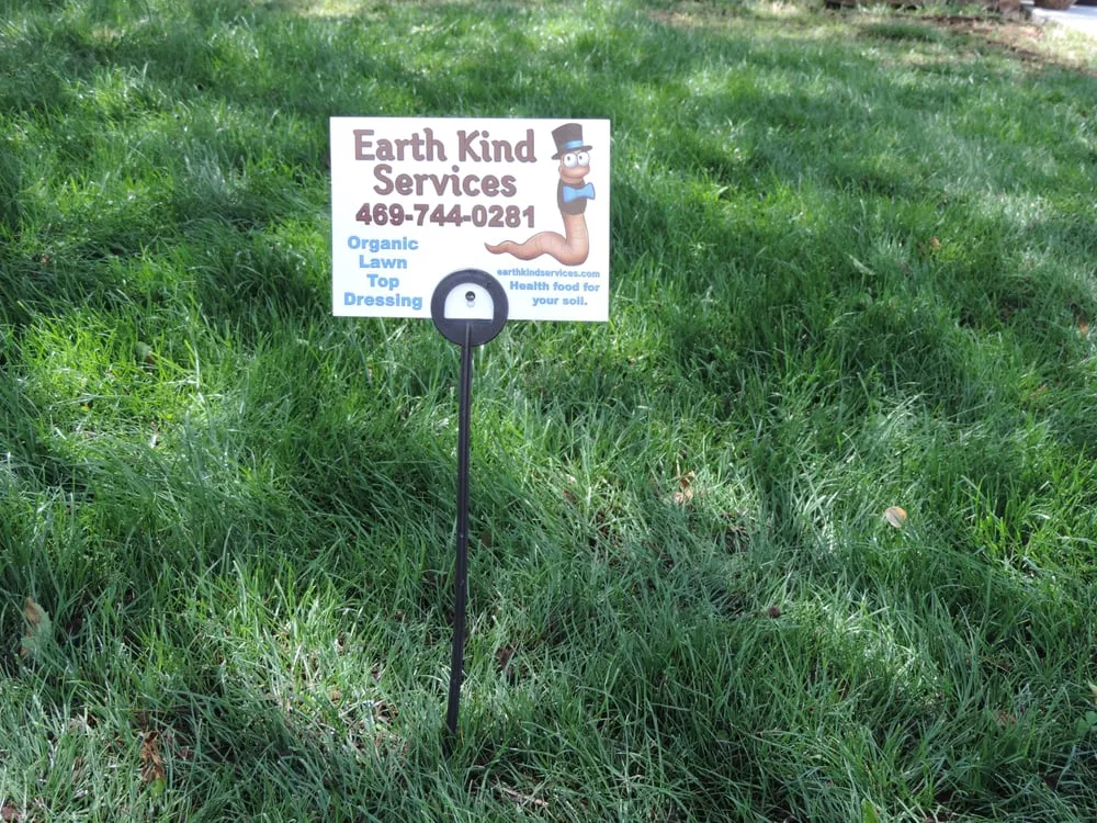 Top-rated lawn mowing service in Denton, TX by Earth Kind Services
