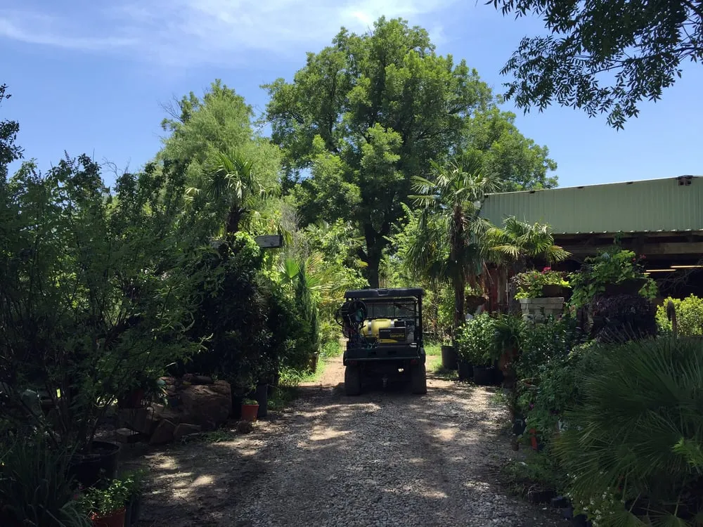 Affordable residential landscaping for residential properties in Benbrook, TX by Earth-Land Gardeners & Rustics