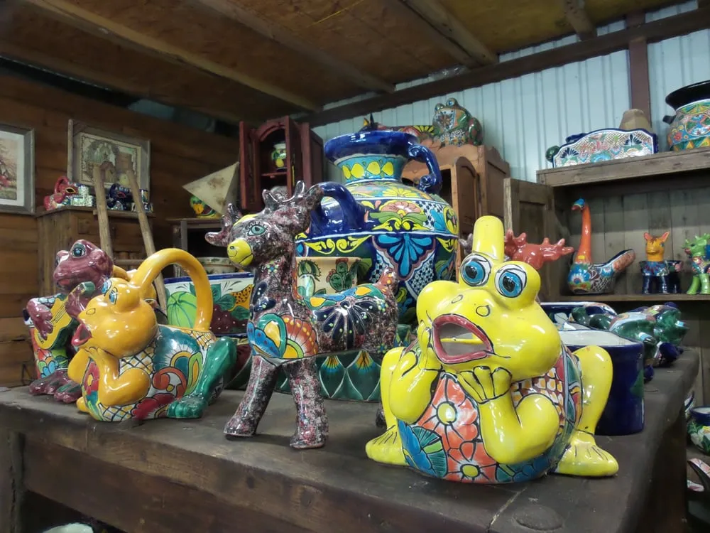 Reliable yard cleanup service for homes across Benbrook, TX - Earth-Land Gardeners & Rustics