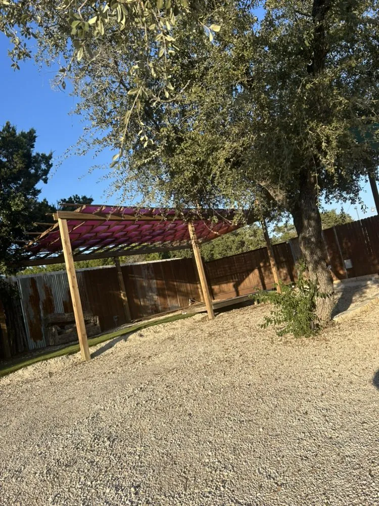 Expert lawn care service experts serving Austin, TX - Earth Roots Tree Services & Construction