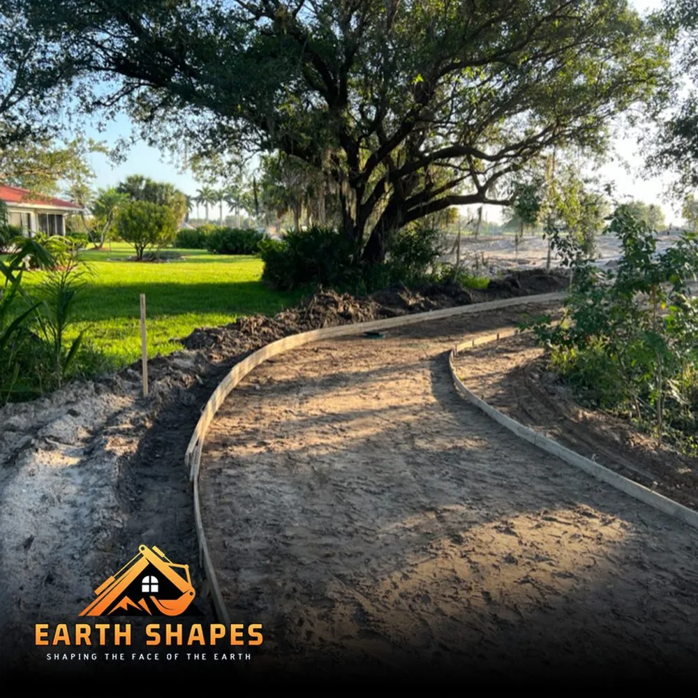Professional landscape design for beautiful yards in Bradenton, FL by Earth Shapes