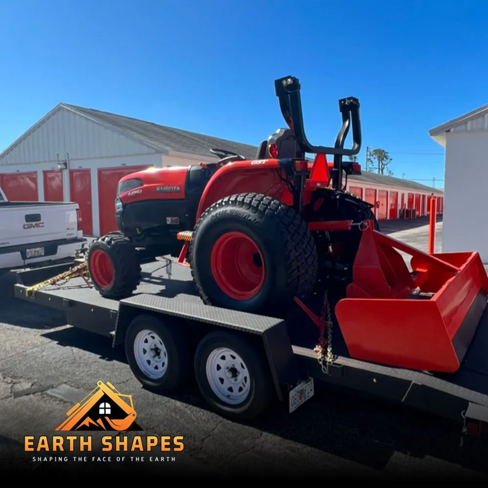 Custom lawn care service in Bradenton, FL by Earth Shapes