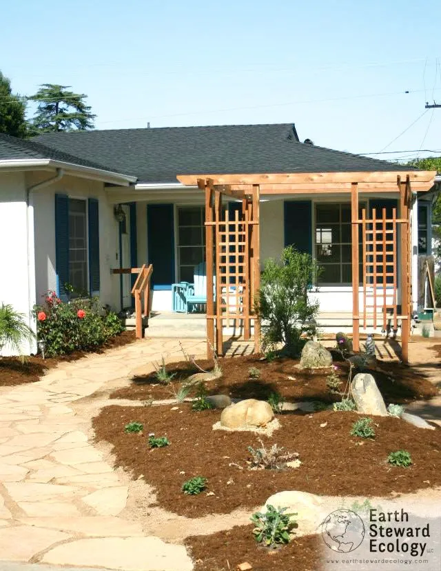 Custom outdoor landscaping experts serving Long Beach, CA - Earth Steward Ecology