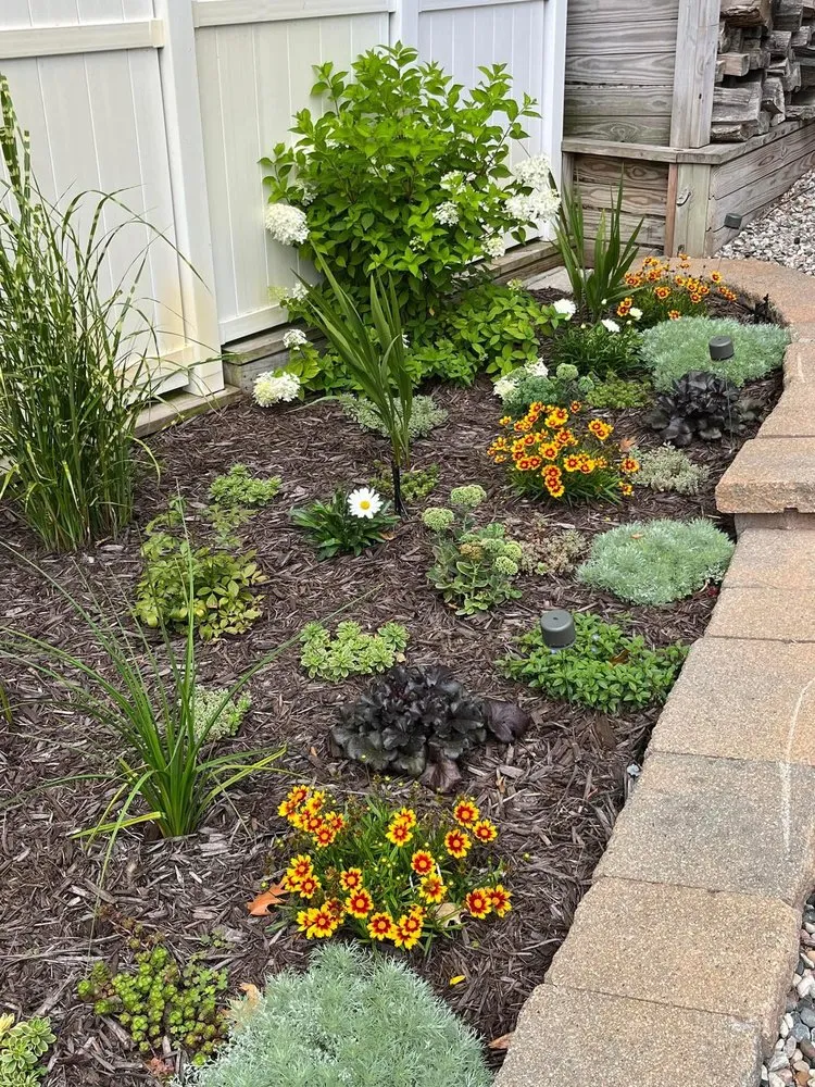 Affordable landscaping services experts serving Grand Haven, MI - Earth Stewards Lawn and Garden Services