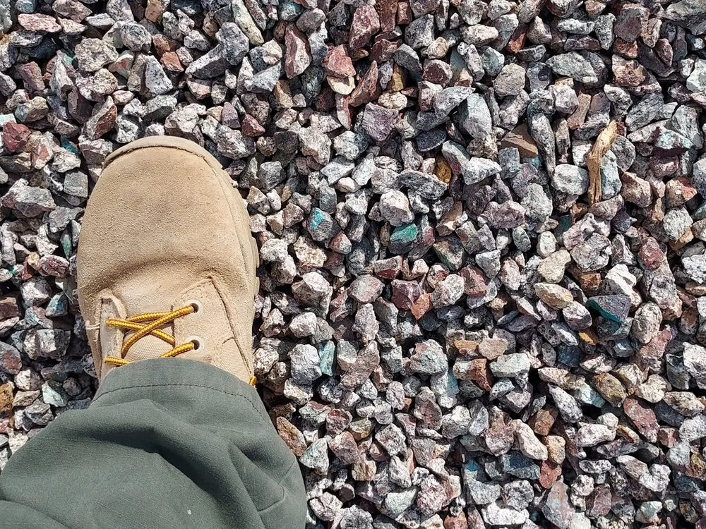 Local lawn care service experts serving Lancaster, CA - Earth Stone & Rock