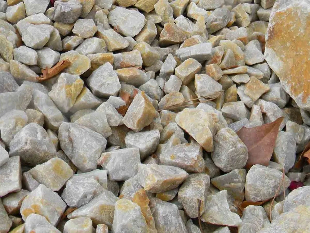 Custom outdoor landscaping experts serving Lancaster, CA - Earth Stone & Rock