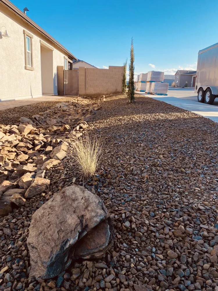 Expert residential landscaping near you in Prescott Valley, AZ by Earth Stone Outdoors