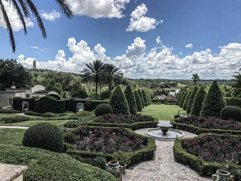 Custom landscaping services experts serving Lake Wales, FL - Earth-Tech Property Solutions of Polk County