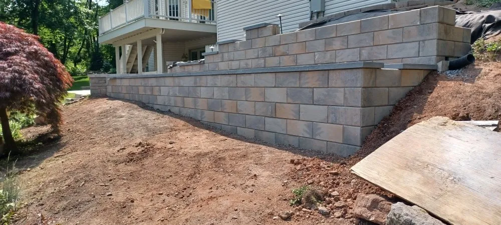 Affordable residential landscaping for residential properties across New Cumberland, PA - Earth Tones Hardscape