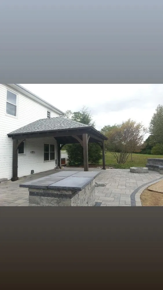 Custom lawn care service for homes in New Cumberland, PA by Earth Tones Hardscape