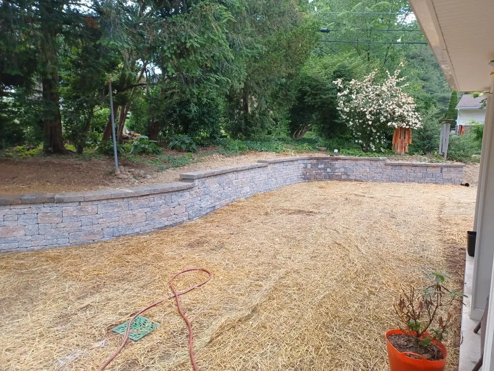 Top-rated yard cleanup service experts serving New Cumberland, PA - Earth Tones Hardscape
