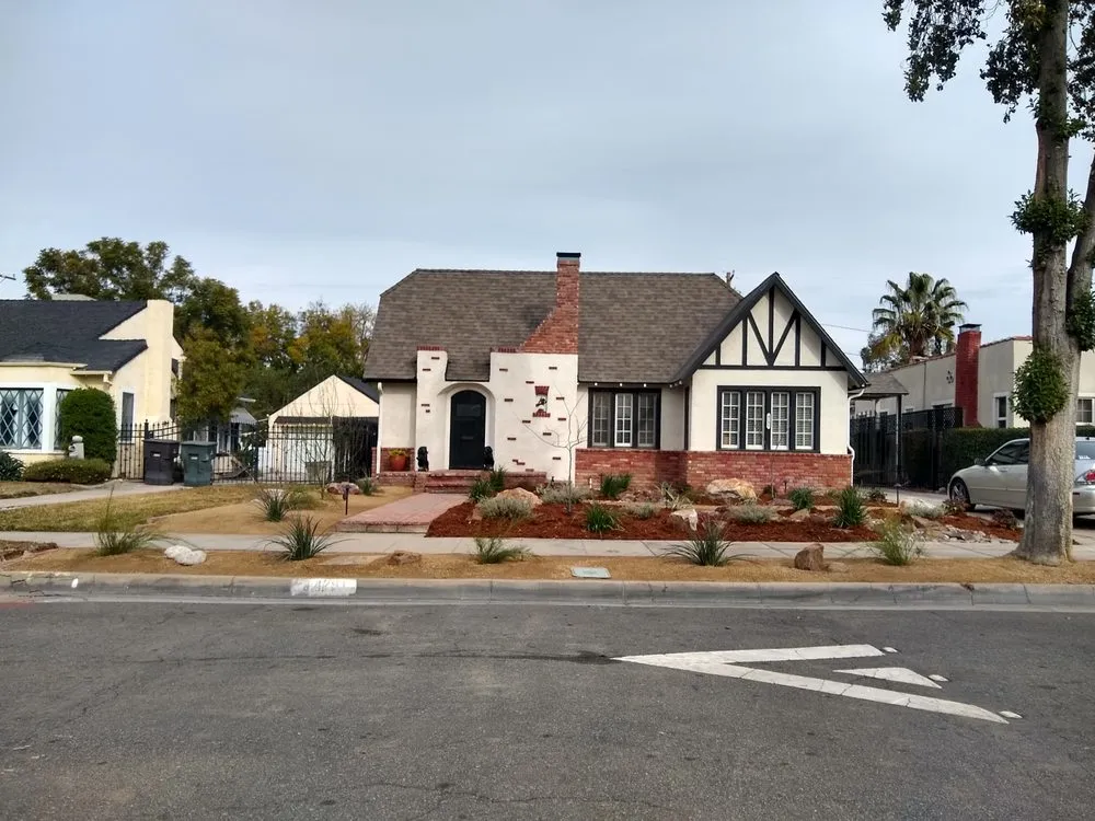 Local lawn mowing service experts serving Riverside, CA - Earth-Tones Landscaping