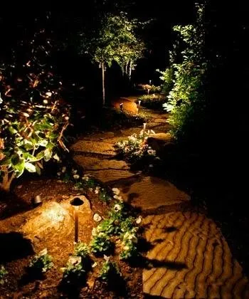 Local landscape design for year-round maintenance across Riverside, CA - Earth-Tones Landscaping