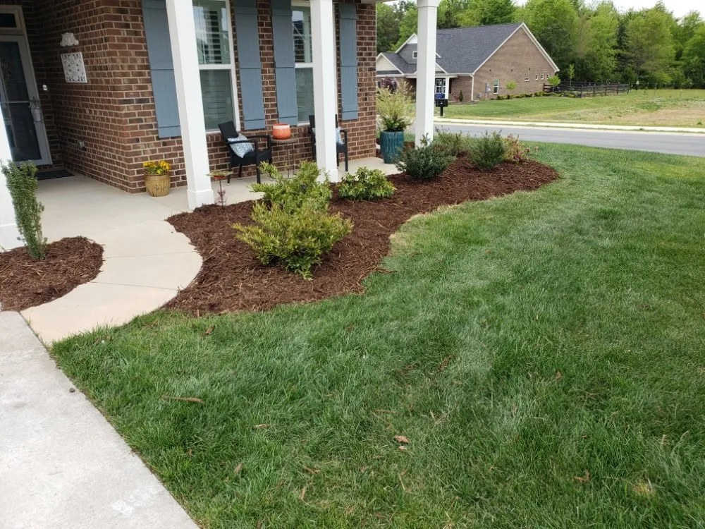 Affordable landscaping services with custom design in Clemmons, NC by Earth Trends lawn and landscaping