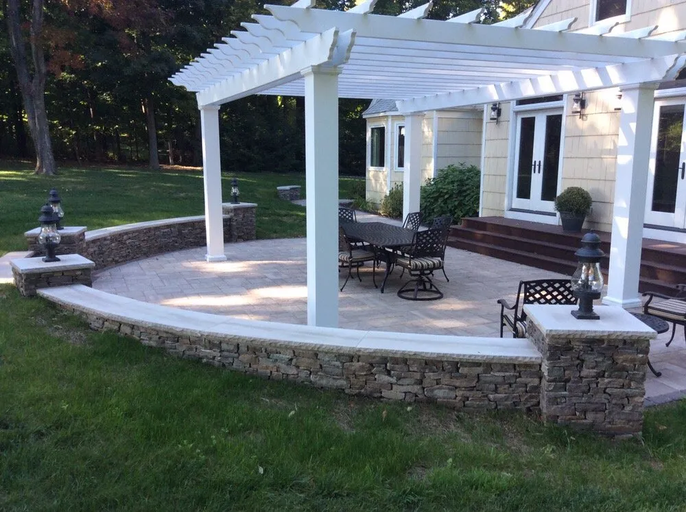 Local landscape design for beautiful yards in Washington Township, NJ by Earth Turf & Blooms