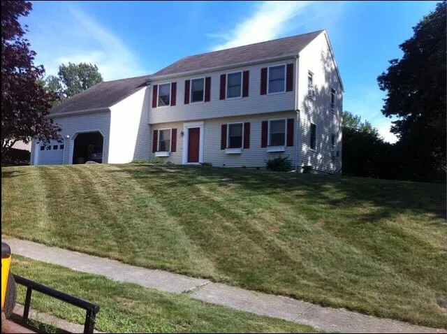 Reliable yard cleanup service in Mystic, CT - Earth, Turf, & Snow