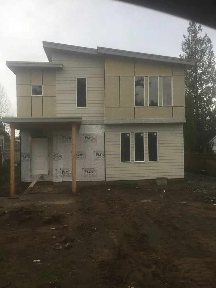 Affordable landscaping services in Lakewood, WA - Earth Water & Stone