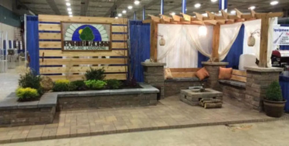 Custom outdoor landscaping in Dayton, OH by Earth Works