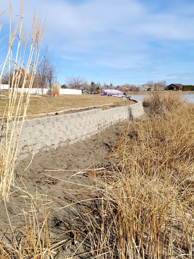 Top-rated lawn care service in Ephrata, WA by Earth Works Landscaping