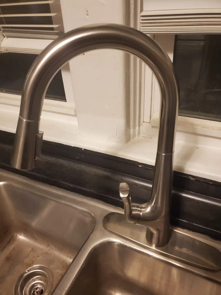 Professional lawn mowing service in Lincoln, NE by Earth Works