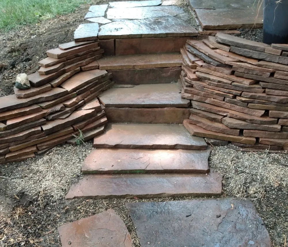 Custom landscape design experts serving Lincoln, NE - Earth Works