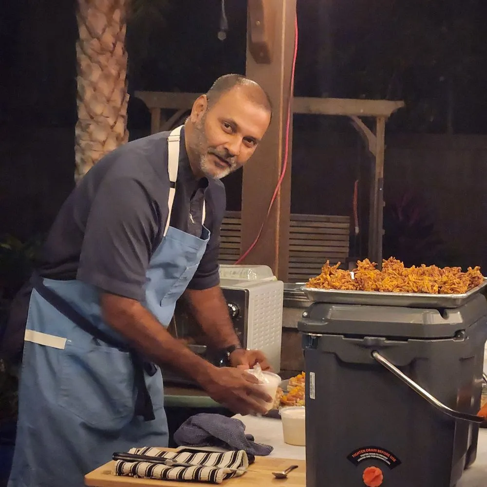 Top-rated lawn mowing service experts serving Jacksonville, FL - Earth Works Plant Nursery