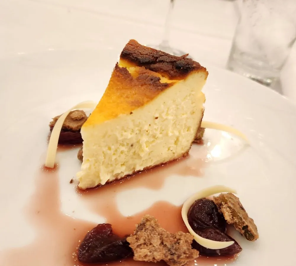 Expert yard maintenance for beautiful yards across Jacksonville, FL - Earth Works Plant Nursery