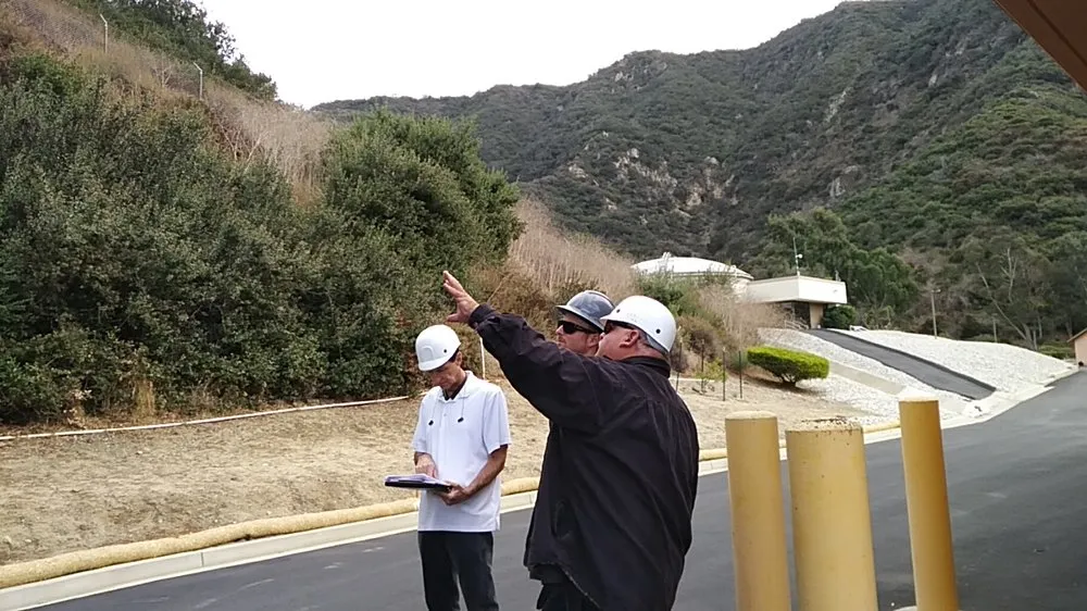 Custom outdoor landscaping in Huntington Beach, CA by Earth1