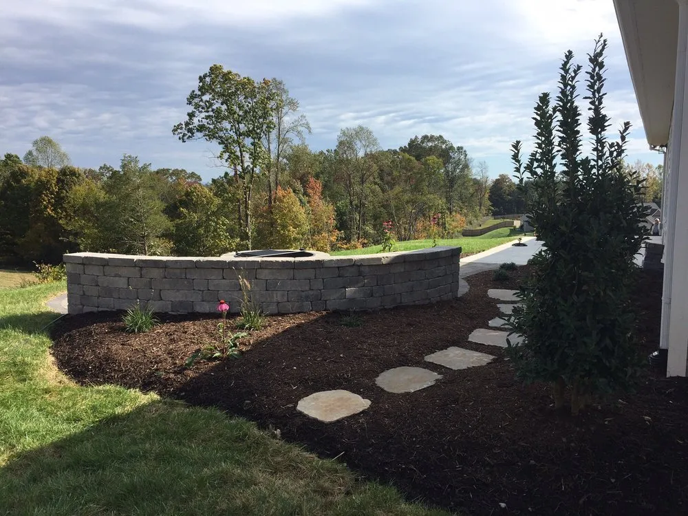 Expert residential landscaping in Knoxville, TN - Earthadelic