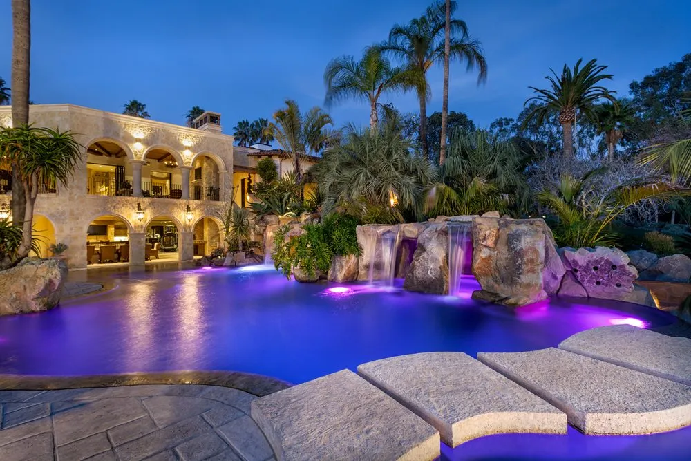 Affordable lawn mowing service in Escondido, CA - Earthcare Pools