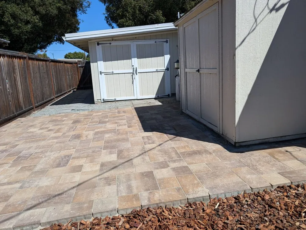 Trusted outdoor landscaping for year-round maintenance in San Jose, CA by EarthEye Landscape