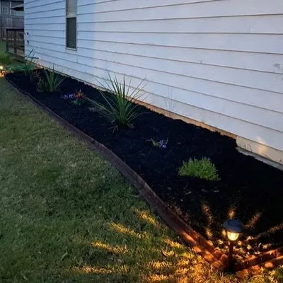 Earthling’s Yard Services Logo