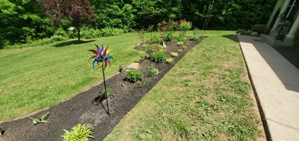 Reliable residential landscaping experts serving Spotsylvania, VA - Earthly Contrasts Landscape Services