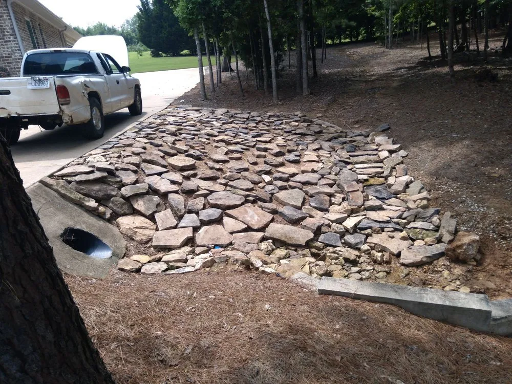 Expert residential landscaping in Boaz, AL - Earthly Creations And Water Wonders