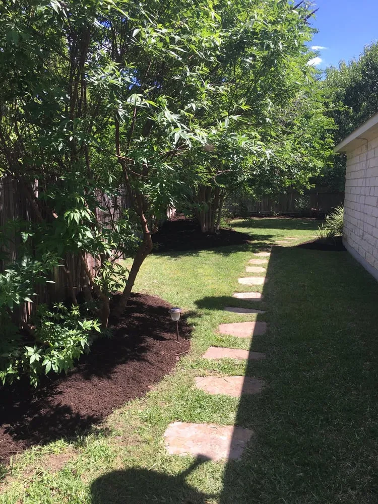 Trusted yard maintenance in Austin, TX - Earthly Lawn Care and Landscaping Service