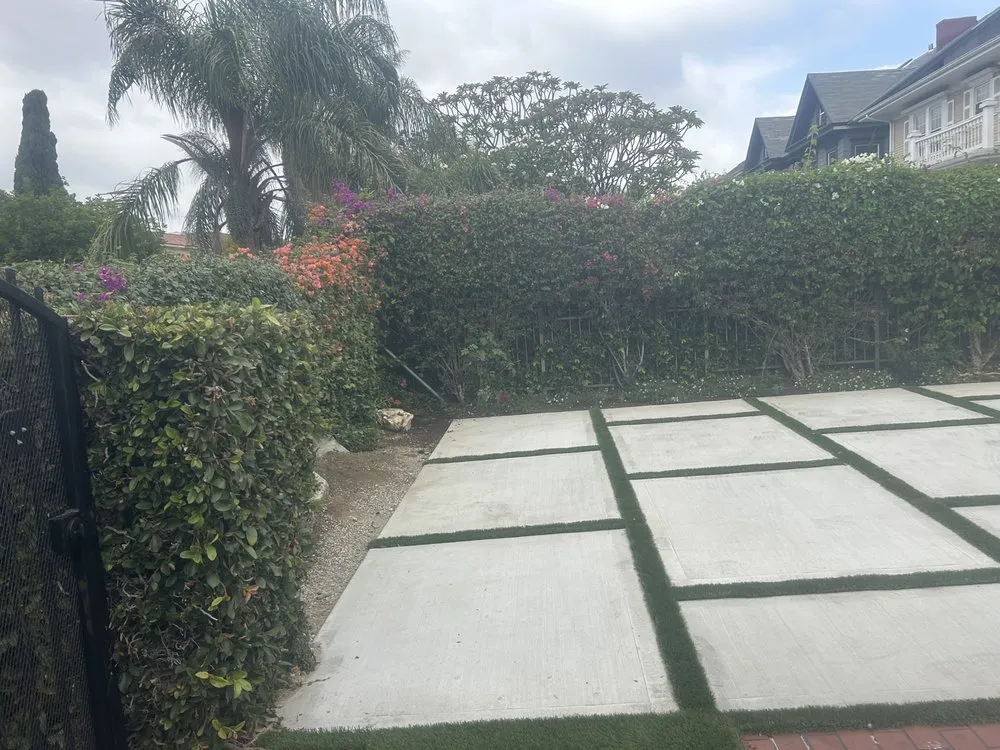 Expert garden landscaping experts serving Firestone Park, CA - Earthly Vista