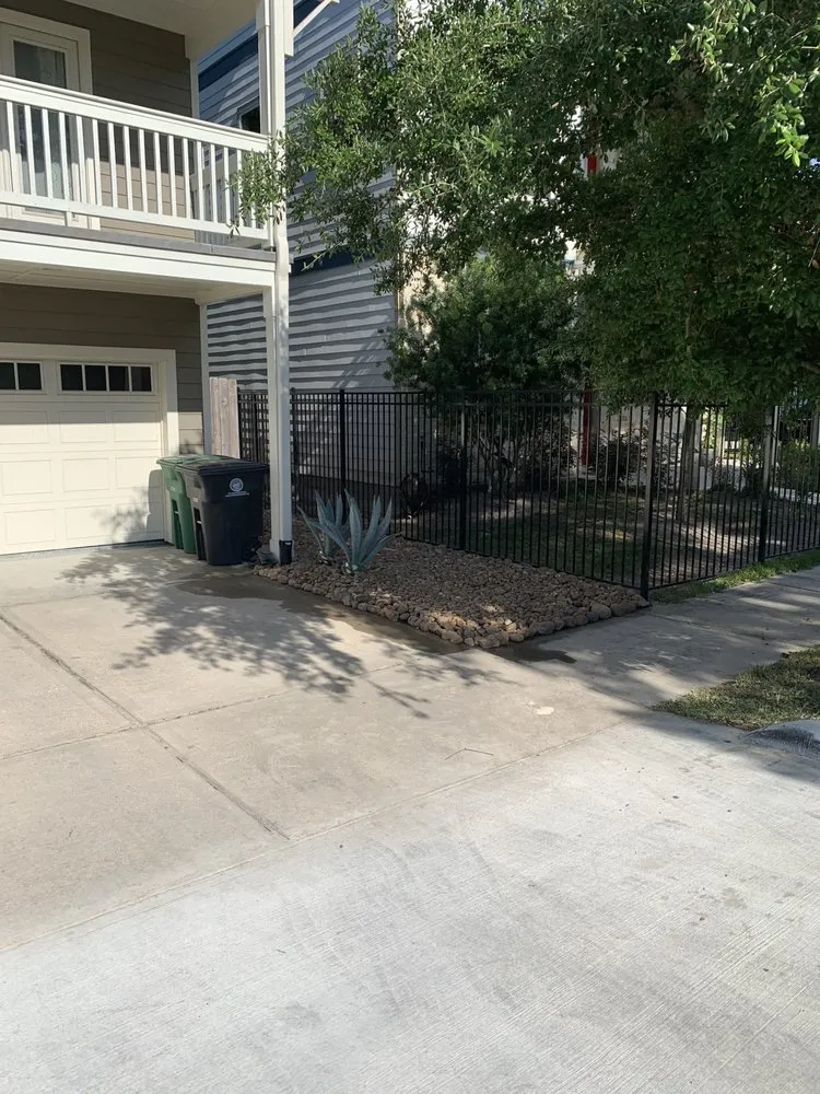 Top-rated yard maintenance experts serving Spring, TX - Earthman Landscaping