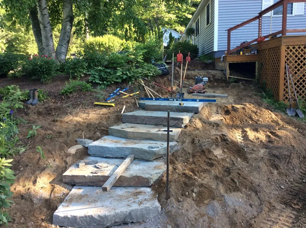 Reliable yard maintenance in Groton, MA by Earthscape