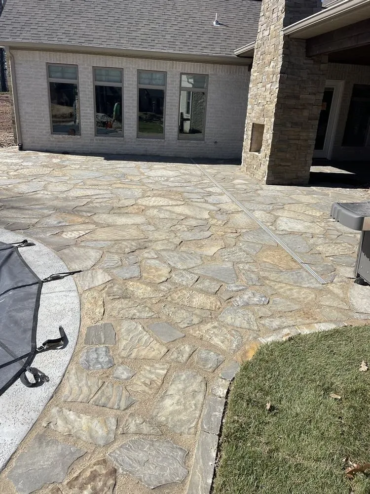 Affordable garden landscaping in Bella Vista, AR by Earthscape Innovations