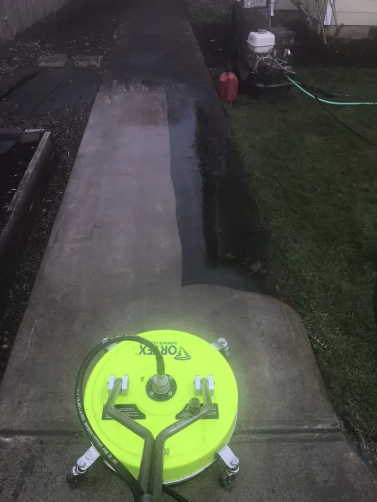 Expert lawn care service for beautiful yards across Vancouver, WA - Earthscape Landscaping