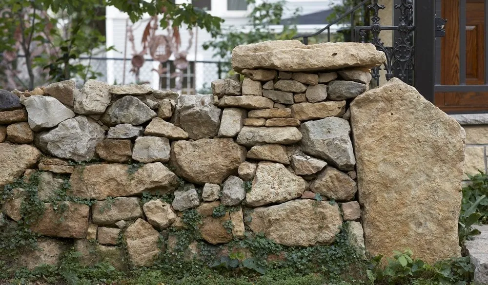 Top-rated garden landscaping in Minneapolis, MN by Earthscape Stoneworks