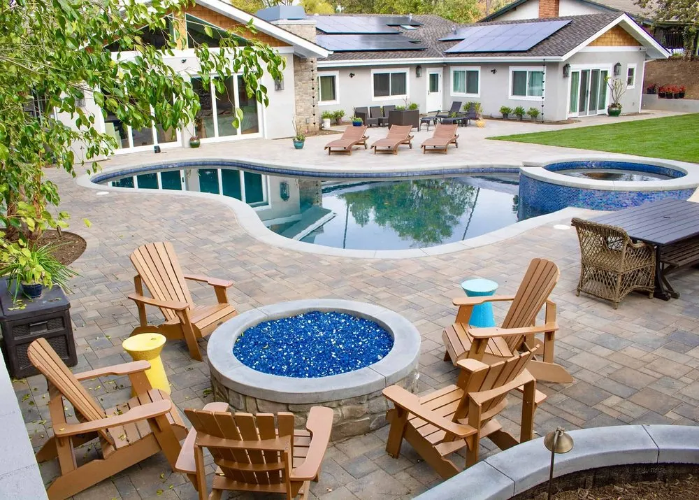 Expert lawn care service in Bell Buckle, TN by Earthscapes