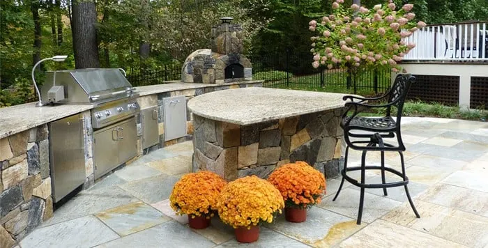 Expert outdoor landscaping in New Canaan, CT - Earthscapes Landscape Management & Development