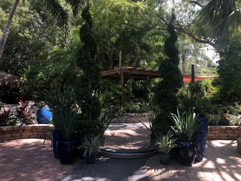 Trusted garden landscaping in Palm Harbor, FL - Earthscapes Landscaping