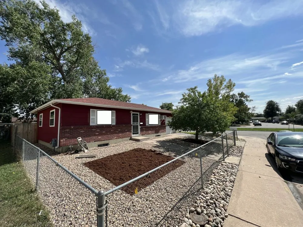 Affordable yard maintenance in Fort Lupton, CO by Earthscapes LLP