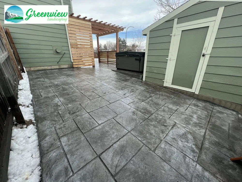 Professional outdoor landscaping experts serving Fort Lupton, CO - Earthscapes LLP