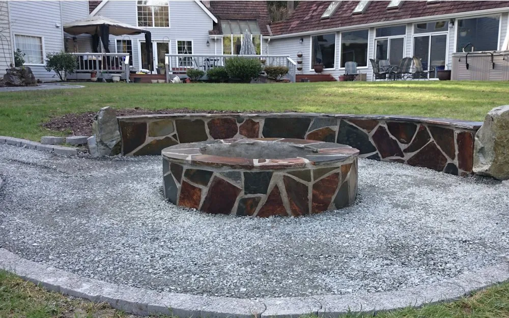 Professional lawn mowing service in Woodinville, WA - Earthscapes