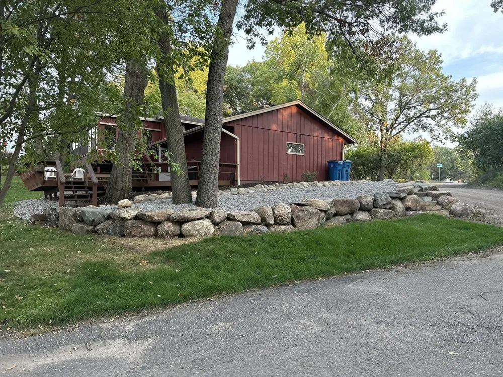 Professional landscape design experts serving Big Lake, MN - Earthstone