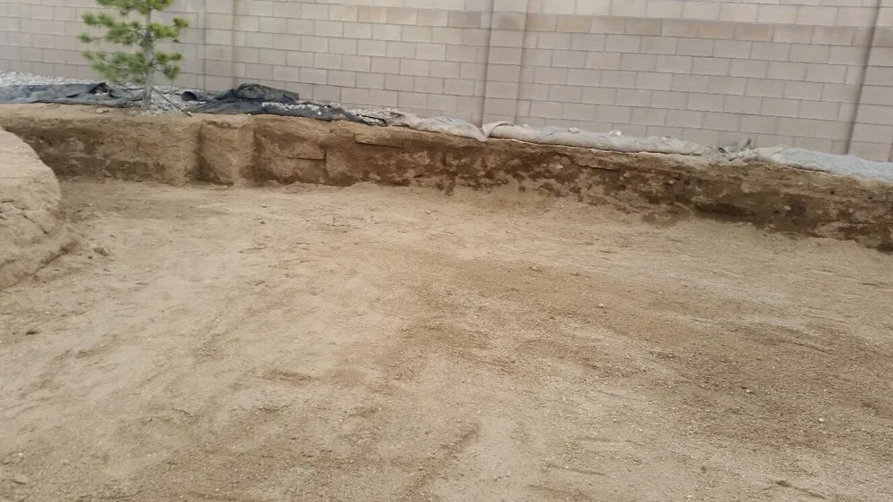 Top-rated landscaping services experts serving Albuquerque, NM - EarthTech