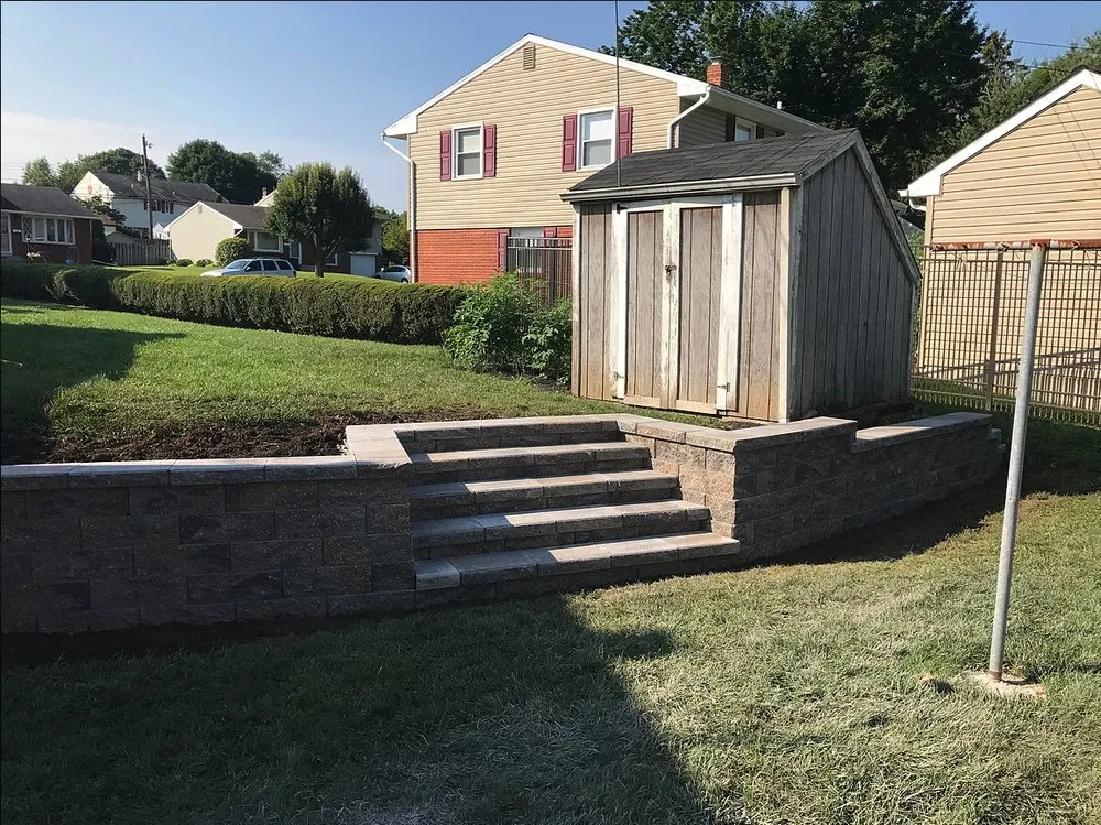 Reliable yard maintenance for homes in Walnutport, PA by Earthtones Outdoors